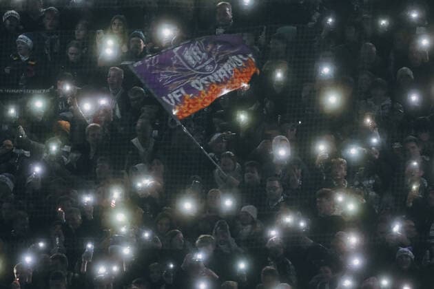 Bilder des Jahres 2022, Sport 12 Dezember Sport Themen der Woche KW51 GER, FSP, Testspiel, Freundschaftsspiel, VfL Osnabrück - FC Schalke 04 22.12.2022, Bremer Brücke , Osnabrück, GER, FSP, Testspiel, Freundschaftsspiel, VfL Osnabrück - FC Schalke 04 im Bild picture shows Feature Impressionen: VfL Osnabrück *** GER, FSP, test match, friendly match, VfL Osnabrück FC Schalke 04 22 12 2022, Bremer Brücke , Osnabrück, GER, FSP, test match, friendly match, VfL Osnabrück FC Schalke 04 in picture shows Feature Impressions VfL Osnabrück nordphotoxGmbHx xTeresaxKroeger nordphoto00008