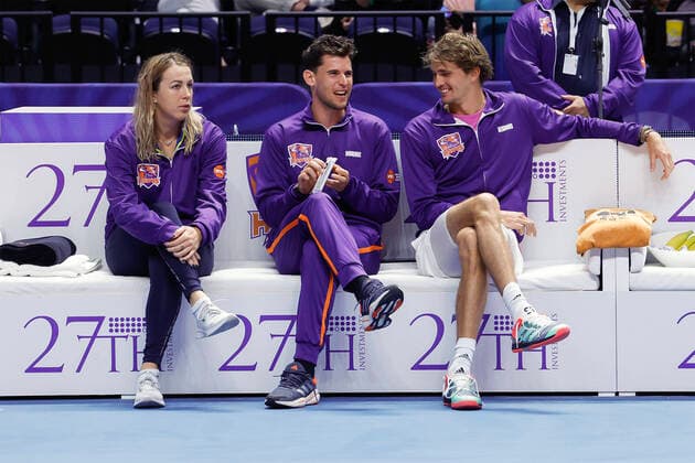 Sport Themen der Woche KW51 Sport Bilder des Tages World Tennis League, Dubai, Team Hawks, L-R. Anastasia Pavlyuchenkova, Dominic Thiem und Alexander Zverev Tennis - WTL Dubai 2022 - - Coca Cola Arena - Dubai - Dubai - UAE - 24 December 2022. *** World Tennis League, Dubai, Team Hawks, L R Anastasia Pavlyuchenkova, Dominic Thiem and Alexander Zverev Tennis WTL Dubai 2022 Coca Cola Arena Dubai UAE 24 December 2022 Copyright: xJuergenxHasenkopfx