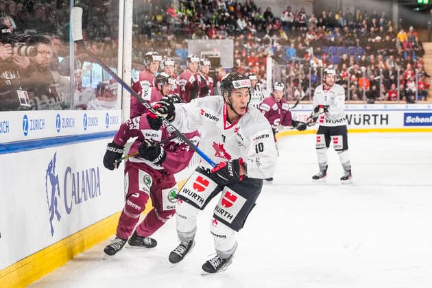 DAVOS, SWITZERLAND - DECEMBER 26: Jonathan Ang of Team Canada in action during the match between HC Sparta Praha and Team Canada at Hockey Club Davos on December 26, 2022 in Davos, Switzerland. Davos Graubunden Switzerland Copyright: xJustPictures.ch JarixPestelaccix