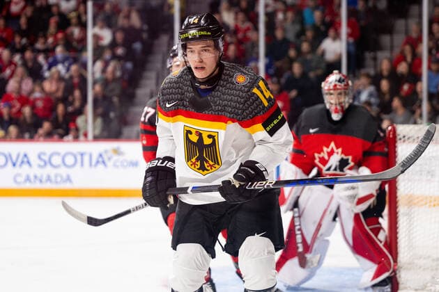 Eishockey, U20 WM, Kanada - Deutschland 221228 Quirin Bader of Germany during the 2023 IIHF World Junior Championship game between Canada and Germany on December 28, 2022 in Halifax. Photo: Simon Hastegard BILDBYRAN kod SH SH0389 ishockey Ice hockey, Eishockey jvm junior-vm u20 2023 iihf world junior championship world juniors canada kanada tyskland germany bbeng Copyright: SIMONxHASTEGARD BB221228SH099