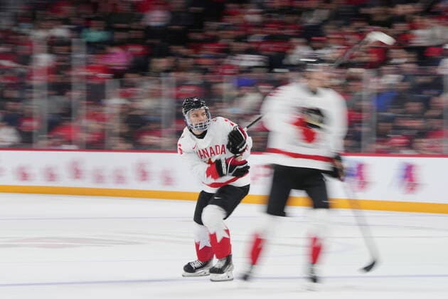 December 29, 2022, Halifax, NS, Canada: Canada™s Connor Bedard skates to the bench during second period IIHF World Junior Hockey Championship action against Austria in Halifax on Thursday, December 29, 2022. Connor Bedard  - ZUMAc35_ 20221229_zaf_c35_084 Copyright: xDarrenxCalabresex