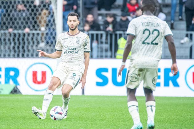 Montassar Talbi (FC Lorient) FOOTBALL : Angers SCO vs FC Lorient - Ligue 1 - Journee 17 - 01 01 2023 BaptisteAutissier Panoramic 