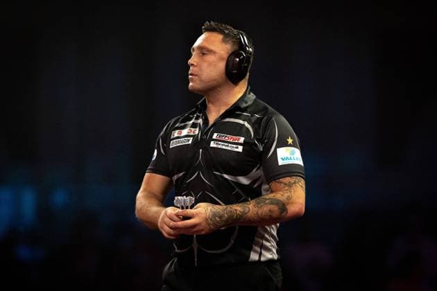 Sport Themen der Woche KW52 Sport Bilder des Tages Sport Bilder des Tages Darts PDC World Darts Championship Gerwyn Price (Wales) wearing ear defenders in his Quarter Final Match against Gabriel Clemens (Germany) during the PDC World Darts Championship Quarter Finals at Alexandra Palace, London, United Kingdom on 1 January 2023. London Alexandra Palace London United Kingdom Editorial use only , Copyright: xIanxStephenx PSI-16521-0087