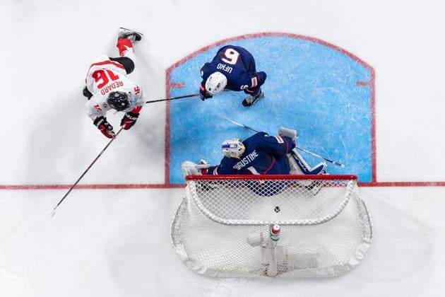 230105 Connor Bedard of Canada scores the 2-1 goal behind Ryan Ufko and goaltender Trey Augustine of USA during the 2023 IIHF World Junior Championship semifinal between USA and Canada on January 5, 2023 in Halifax. Photo: Simon Hastegard BILDBYRAN kod SH SH0402 ishockey Ice hockey, Eishockey jvm junior-vm u20 2023 iihf world junior championship world juniors semifinal semifinals usa canada kanada bbeng jubel Copyright: SIMONxHASTEGARD BB230105SH046