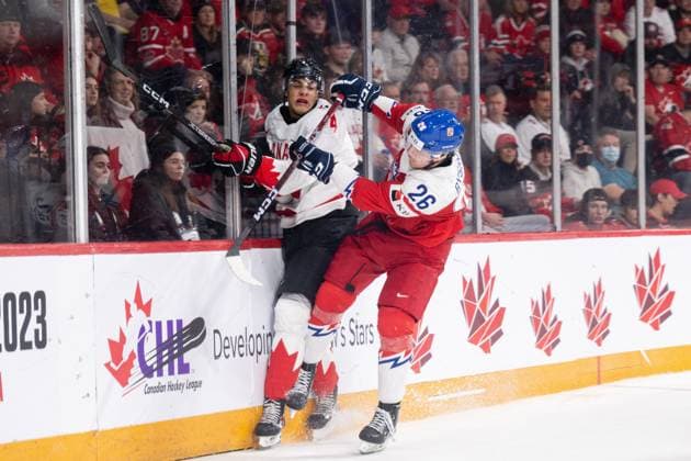 230105 Tyson Hinds of Canada and Martin Rysavy of Czech Republic during the 2023 IIHF World Junior Championship bronze medal game between USA and Sweden on January 5, 2023 in Halifax. Photo: Simon Hastegard BILDBYRAN kod SH SH0404 ishockey Ice hockey, Eishockey jvm junior-vm u20 2023 iihf world junior championship world juniors bronsmatch bronze medal game usa sverige sweden bbeng Copyright: SIMONxHASTEGARD BB230105SH192