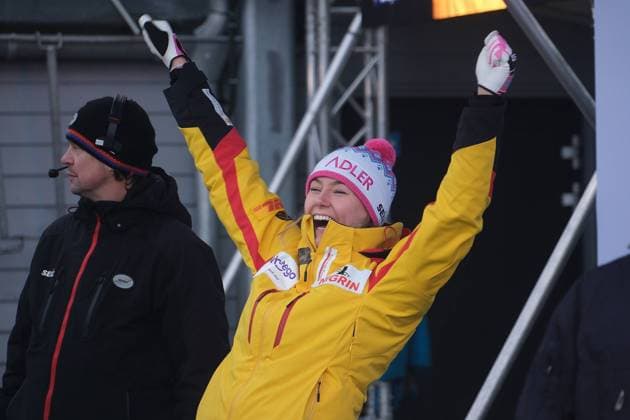 Bilder des Jahres 2023, Sport 01 Januar Sport Themen der Woche KW01 07.01.2023 xkhx VELTINS-EisArena Winterberg BMW IBSF BOB & SKELETON WELTCUP WINTERBERG Monobob Damen Freude und Jubel bei der Siegerin auf ihrer Heimbahn Laura Nolte (GER) *** 07 01 2023 xkhx VELTINS EisArena Winterberg BMW IBSF BOB SKELETON WELTCUP WINTERBERG Monobob Women Joy and jubilation for the winner on her home track Laura Nolte GER