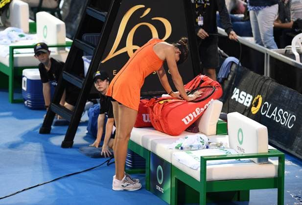 7th January 2022: Auckland, New Zealand: Rebeka Masarova of Spain of Celebrates her win over Ysaline Bonaventure of Germany on Semi Finals day of the 2023 Womens s ASB Classic. ASB Tennis Centre, Auckland, New Zealand.  ActionPlus12465510 ChrisxSymes
