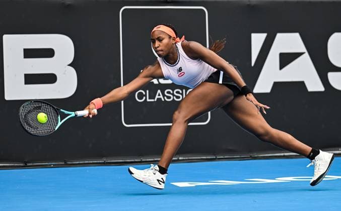 7th January 2022: Auckland, New Zealand: USA s Coco Gauff during the semi finals of the ASB Classic at the ASB Tennis Arena, Auckland, New Zealand  ActionPlus12465520 AndrewxCornaga
