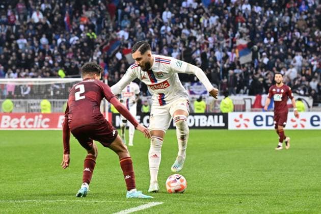 Rayan Cherki (lyon) vs Sofiane Alakouch (metz) FOOTBALL: Olympique Lyonnais vs FC Metz - 32e Coupe de France - 07 01 2023 FredericChambert Panoramic 