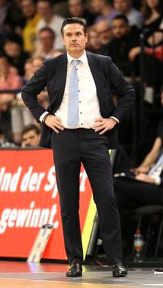 Trainer Raoul Korner ( Towers ) Basketball Herren BBL am Sa. 07.01.2023 Hamburg Towers - Ratiopharm ULM 65 - 80