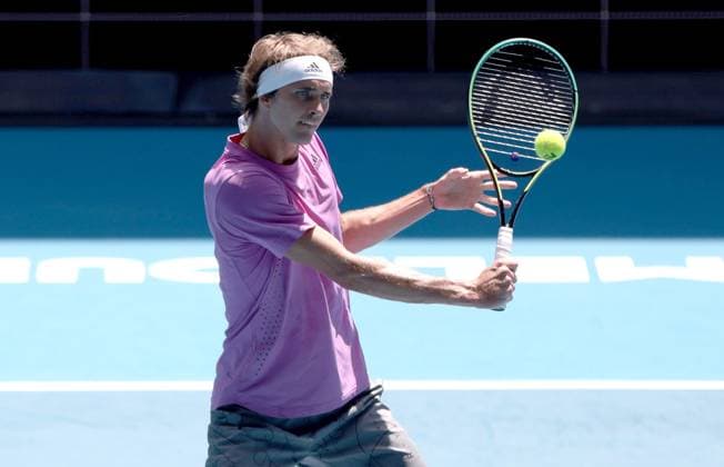 Sport Bilder des Tages AUSTRALIAN OPEN PRACTICE SESSIONS, German tennis player Alexander Zverev takes part in a practice session ahead of the Australian Open 2023 tennis tournament, at Melbourne Park in Melbourne, Monday, January 9, 2023. ( NO ARCHIVING, EDITORIAL USE ONLY, NO USE IN BOOKS WITHOUT CONSENT MELBOURNE VICTORIA AUSTRALIA  Copyright: xDIEGOxFEDELEx 20230109001750365149