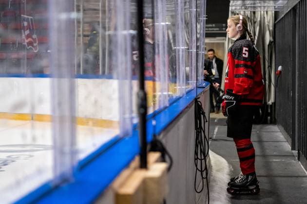230109Avery Pickering of Canada ahead of the 2023 IIHF U18 Women s World Championship, WM, Weltmeisterschaft game between Sweden and Canada on January 9, 2023 in Östersund. Photo: Mathilda Ahlberg BILDBYRAN kod MA MA0369 ishockey Ice hockey, Eishockey u18 vm u18-vm 2023 iihf u18 womens world championship sverige sweden kanada canada dam bbeng Copyright: MATHILDAxAHLBERG BB230109MA157