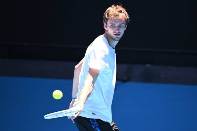 AUSTRALIAN OPEN PRACTICE, Daniil Medvedev of Russia during an Australian Open practice session at Melbourne Park in Melbourne, Wednesday, January 11, 2023. ( NO ARCHIVING, EDITORIAL USE ONLY, NO USE IN BOOKS WITHOUT CONSENT MELBOURNE VIC AUSTRALIA  Copyright: xJAMESxROSSx 20230111001750974588