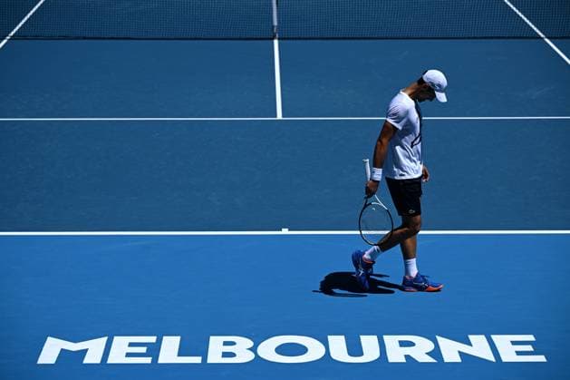 AUSTRALIAN OPEN PRACTICE, Novak Djokovic of Serbia during an Australian Open practice match against Daniil Medvedev of Russia at Melbourne Park in Melbourne, Wednesday, January 11, 2023. ( NO ARCHIVING, EDITORIAL USE ONLY, NO USE IN BOOKS WITHOUT CONSENT MELBOURNE VIC AUSTRALIA  Copyright: xJAMESxROSSx 20230111001750994660