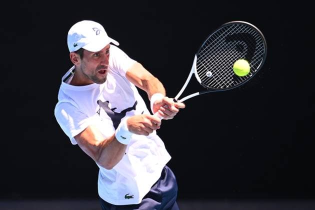AUSTRALIAN OPEN PRACTICE, Novak Djokovic of Serbia in action against Daniil Medvedev of Russia during an Australian Open practice match at Melbourne Park in Melbourne, Wednesday, January 11, 2023. ( NO ARCHIVING, EDITORIAL USE ONLY, NO USE IN BOOKS WITHOUT CONSENT MELBOURNE VIC AUSTRALIA  Copyright: xJAMESxROSSx 20230111001750994898