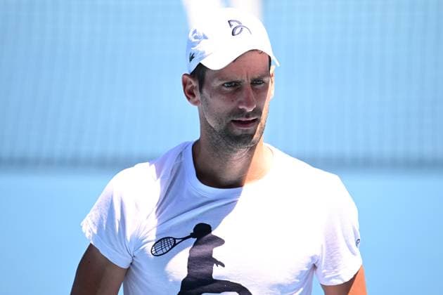 AUSTRALIAN OPEN PRACTICE, Novak Djokovic of Serbia during an Australian Open practice match against Daniil Medvedev of Russia at Melbourne Park in Melbourne, Wednesday, January 11, 2023. ( NO ARCHIVING, EDITORIAL USE ONLY, NO USE IN BOOKS WITHOUT CONSENT MELBOURNE VIC AUSTRALIA  Copyright: xJAMESxROSSx 20230111001751001186