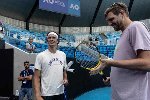 TENNIS AUSTRALIAN OPEN, Alexander Zverev of Germany is seen with former basketball player Dirk Nowitzki during a media opportunity at Melbourne Park in Melbourne, Thursday, January 12, 2023. ( NO ARCHIVING, EDITORIAL USE ONLY, NO USE IN BOOKS WITHOUT CONSENT MELBOURNE VICTORIA AUSTRALIA  Copyright: xDIEGOxFEDELEx 20230112001751397636