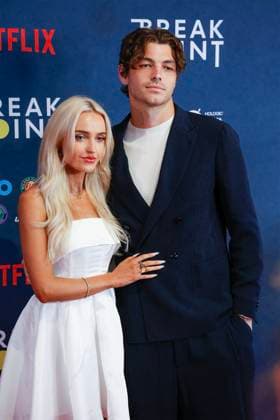 Taylor Fritz Taylor Fritz und Freundin Morgan Riddle, Netflix Breakpoint Red carpet event, Australian Open 2023, Melbourne Park, Victoria, Australia. Australian Open - Melbourne Park - Melbourne - Victoria - Australia - 12 01 2023. Copyright: xJuergenxHasenkopfx