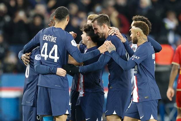 2023.01.11 Paris, La Ligue 1 Paris Saint Germain - SCO Angers v.l., Paris Saint Germain jubelt Copyright: AntonioxBorga