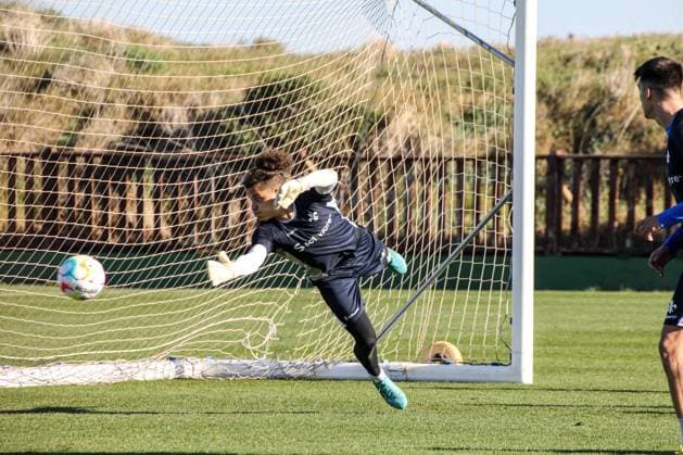 Max Wendt zwischen den Pfosten Trainingsvorbereitung Winterpause 2022 23 Darmstadt 98, am 12.01.23 in , El Saler Photo: Alfio Marino; xamx