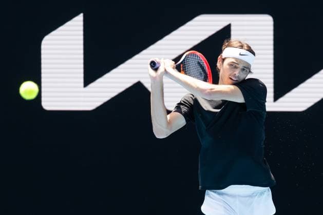 January 13, 2023, Melbourne, Victoria, Australia: MELBOURNE, AUSTRALIA - JANUARY 13: Taylor Fritz of USA practices ahead of the 2023 Australian Open at Melbourne Park on January 13, 2023 in Melbourne, Australia. Melbourne Australia - ZUMAp121 20230113_zsp_p121_058 Copyright: xChrisxPutnamx