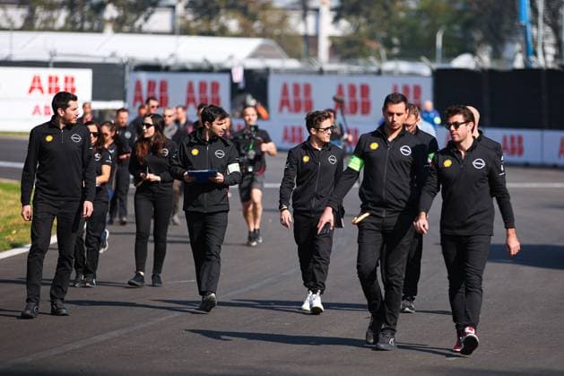FENESTRAZ Sacha (fra), Nissan Formula E Team, Spark-Nissan, Nissan e-4ORCE 04, portrait during the 2023 Mexico City ePrix, 1st meeting of the 2022-23 ABB FIA Formula E World Championship, WM, Weltmeisterschaft on the Autodromo Hermanos Rodriguez from January 12 to 14, in Mexico City, Mexico - AUTO - 2023 FORMULA E MEXICO CITY ePRIX DPPI Panoramic  03423001_0A3A3213.JPG
