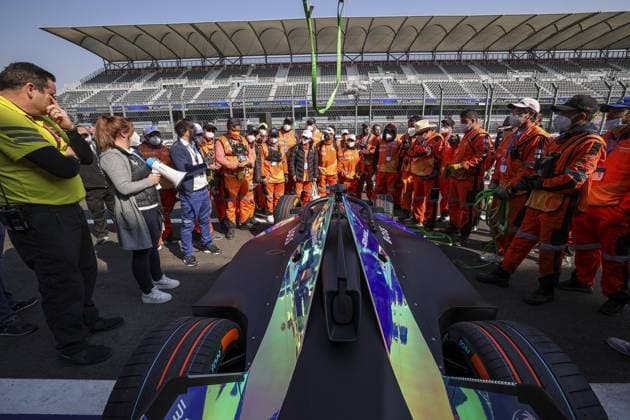 Marshals Recovery training during the 2023 Mexico City ePrix, 1st meeting of the 2022-23 ABB FIA Formula E World Championship, WM, Weltmeisterschaft on the Autodromo Hermanos Rodriguez from January 12 to 14, in Mexico City, Mexico - AUTO - 2022 FORMULA E MEXICO CITY ePRIX DPPI Panoramic  0342300100168