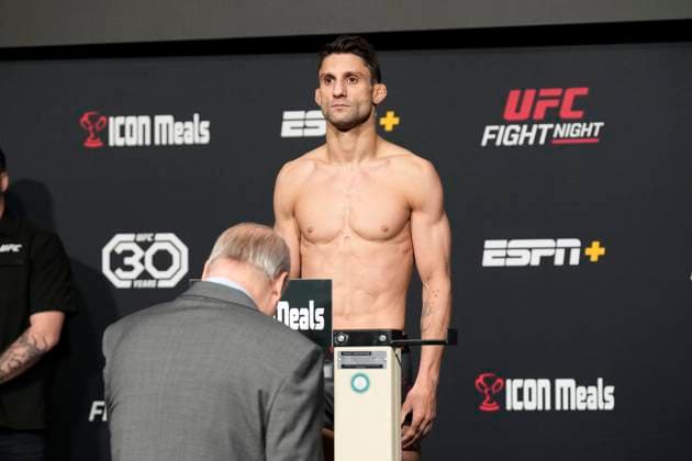 January 13, 2023, Las Vegas, NV, LAS VEGAS, NV, United States: LAS VEGAS, NV - JANUARY 13: Allan Nascimento steps on the scale for the official weigh-ins at UFC Apex for UFC Fight Night - Vegas 67 - Strickland vs Imavov - Weigh-ins on January 13, 2023 in Las Vegas, NV, United States. Las Vegas, NV United States - ZUMAp175 20230113_zsa_p175_047 Copyright: xLouisxGrassex