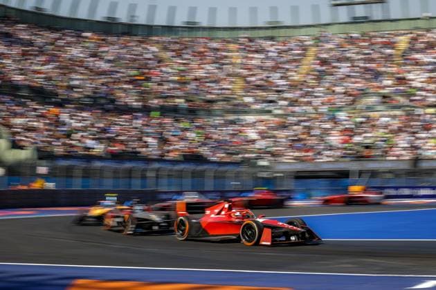 27 DENNIS Jake (gbr), Avalanche Andretti Formula E, Spark-Porsche, Porsche 99X Electric, action during the 2023 Mexico City ePrix, 1st meeting of the 2022-23 ABB FIA Formula E World Championship, WM, Weltmeisterschaft on the Autodromo Hermanos Rodriguez from January 12 to 14, in Mexico City, Mexico - AUTO - 2022 FORMULA E MEXICO CITY ePRIX DPPI Panoramic  0342300108553