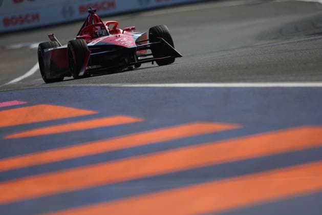 27 DENNIS Jake (gbr), Avalanche Andretti Formula E, Spark-Porsche, Porsche 99X Electric, action during the 2023 Mexico City ePrix, 1st meeting of the 2022-23 ABB FIA Formula E World Championship, WM, Weltmeisterschaft on the Autodromo Hermanos Rodriguez from January 12 to 14, in Mexico City, Mexico - AUTO - 2023 FORMULA E MEXICO CITY ePRIX DPPI Panoramic  03423001_0A3A0810