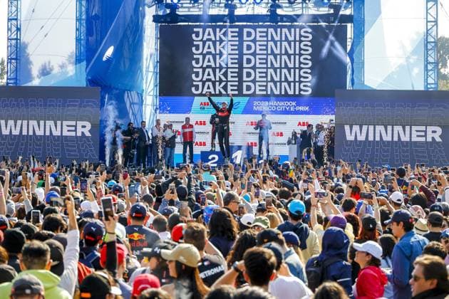 podium, celebration portrait DENNIS Jake (gbr), Avalanche Andretti Formula E, Spark-Porsche, Porsche 99X Electric, WEHRLEIN Pascal (ger), TAG HAUER Porsche Formula E Team, Porsche 99X Electric, DI GRASSI Lucas (bra), Mahindra Racing, Spark-Mahindra, Mahindra M9-Electro, during the 2023 Mexico City ePrix, 1st meeting of the 2022-23 ABB FIA Formula E World Championship, WM, Weltmeisterschaft on the Autodromo Hermanos Rodriguez from January 12 to 14, in Mexico City, Mexico - AUTO - 2022 FORMULA E MEXICO CITY ePRIX DPPI Panoramic 0342300109230