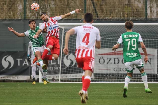BELEK 15.01.2023 PILKA NOZNA MECZ SPARINGOWY LECHIA GDANSK - FK CRVENA ZVEZDA BELGRAD --- FOOTBALL POLISH LEAGUE SPARING GAME MATCH LECHIA GDANSK - FK CRVENA ZVEZDA BELGRAD --- NZ CONRADO BUCHANELLI HOLZ , ALEKSANDAR DRAGOVIC , FOT. GRZEGORZ RADTKE 058sport.pl NEWSPIX.PL --- Newspix.pl  20230115_006_GRZE0035_RAD