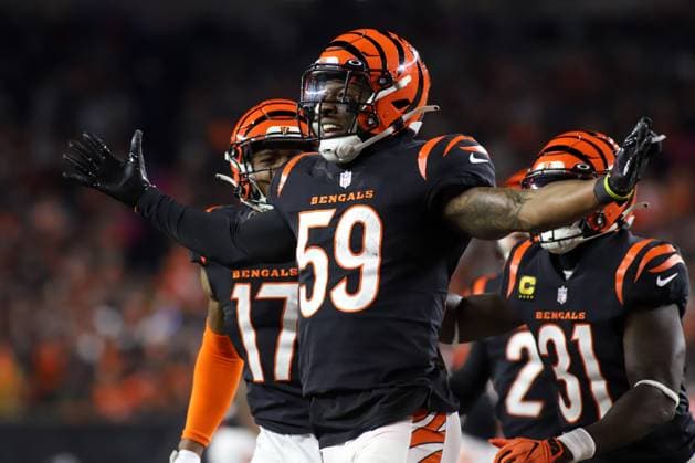 Sport Themen der Woche KW02 Sport Bilder des Tages January 15, 2023: Cincinnati Bengals LB Akeem Davis-Gaither celebrates a tackle during an NFL, American Football Herren, USA wild card playoff football game between the Cincinnati Bengals and the Baltimore Ravens at Paycor Stadium in Cincinnati, Ohio. CSM Cincinnati USA - ZUMAc04_ 20230115_zaf_c04_238 Copyright: xKevinxSchultzx