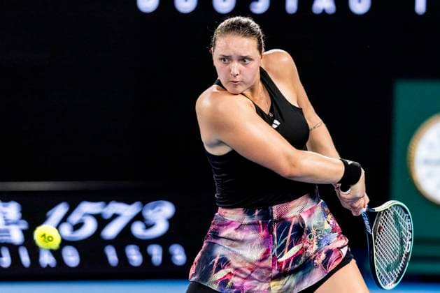 MELBOURNE, VIC - JANUARY 16: Jule Niemeier of Germany in action during Round 1 of the 2023 Australian Open on January 16 2023, at Melbourne Park in Melbourne, Australia. (Photo by Jason Heidrich Icon Sportswire) TENNIS: JAN 16 Australian Open Icon220116239