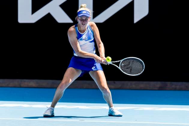 MELBOURNE, VIC - JANUARY 17: Elise Mertens of Belgium in action during Round 1 of the 2023 Australian Open on January 17 2023, at Melbourne Park in Melbourne, Australia. (Photo by Jason Heidrich Icon Sportswire) TENNIS: JAN 17 Australian Open Icon220117043