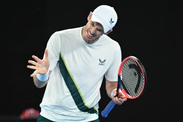 TENNIS AUSTRALIAN OPEN, Andy Murray of Great Britain reacts during his 1st round singles match against Matteo Berrettini of Italy during 2023 Australian Open tennis tournament at Melbourne Park in Melbourne, Tuesday, January 17, 2023. ( NO ARCHIVING, EDITORIAL USE ONLY, NO USE IN BOOKS WITHOUT CONSENT MELBOURNE VICTORIA AUSTRALIA  Copyright: xJAMESxROSSx 20230117001753404685