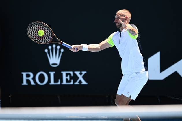 Mandatory Credit: Photo by James Gourley Shutterstock (13716760fk) Dan Evans in action during his first round match Australian Open, Day Two, Tennis, Melbourne Park, Melbourne, Australia - 17 Jan 2023 Australian Open, Day Two, Tennis, Melbourne Park, Melbourne, Australia - 17 Jan 2023 Copyright: xJamesxGourley Shutterstockx 13716760fk