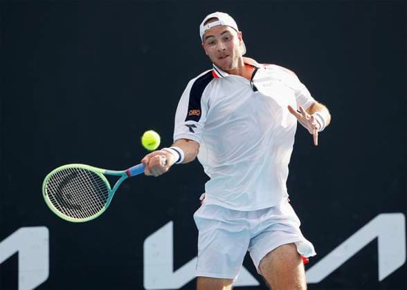 Jan-Lennard Struff (GER), Australian Open 2023, Melbourne Park, Melbourne, Victoria, Australia. Copyright: xJuergenxHasenkopfx