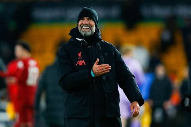 Sport Bilder des Tages 17th January 2023; Molineux Stadium, Wolverhampton, West Midlands, England; FA Cup Football, Wolverhampton Wanderers versus Liverpool; Liverpool Manager Jurgen Klopp celebrates after the final whistle  ActionPlus12469090 GrahamxWilson
