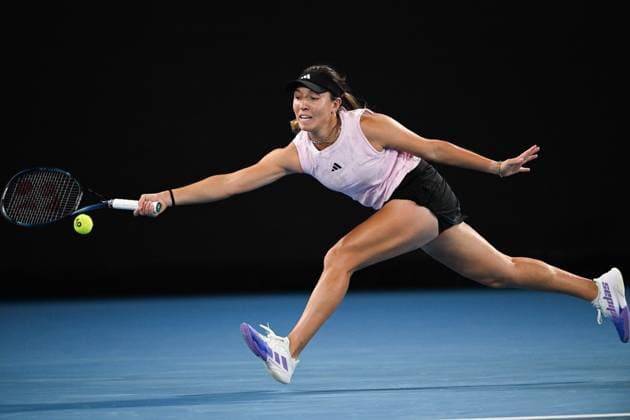 Mandatory Credit: Photo by James Gourley Shutterstock (13716764aw) Jessica Pegula in action during her second round match Australian Open, Day Three, Tennis, Melbourne Park, Melbourne, Australia - 18 Jan 2023 Australian Open, Day Three, Tennis, Melbourne Park, Melbourne, Australia - 18 Jan 2023 Copyright: xJamesxGourley Shutterstockx 13716764aw