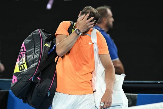 TENNIS AUSTRALIAN OPEN, Rafael Nadal of Spain walks off after losing his match against Mackenzie McDonald of the USA during the 2023 Australian Open tennis tournament at Melbourne Park in Melbourne, Wednesday, January 18, 2023. ( NO ARCHIVING, EDITORIAL USE ONLY, NO USE IN BOOKS WITHOUT CONSENT MELBOURNE VICTORIA AUSTRALIA  Copyright: xJAMESxROSSx 20230118001753776723