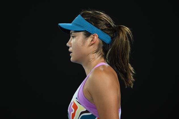 TENNIS AUSTRALIAN OPEN, Emma Raducanu of Great Britain during her match against Coco Gauff of the U.S. during the 2023 Australian Open tennis tournament at Melbourne Park in Melbourne, Wednesday, January 18, 2023. ( NO ARCHIVING, EDITORIAL USE ONLY, NO USE IN BOOKS WITHOUT CONSENT MELBOURNE VICTORIA AUSTRALIA  Copyright: xJAMESxROSSx 20230118001753800772