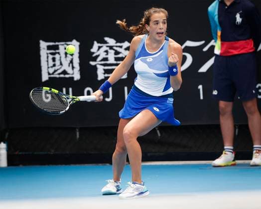 Lucia Bronzetti (ITA) macht die Faust und jubelt, Jubel,Freude,Emotion, Australian Open 2023, Melbourne Park, Melbourne, Victoria, Australia. Copyright: xJuergenxHasenkopfx