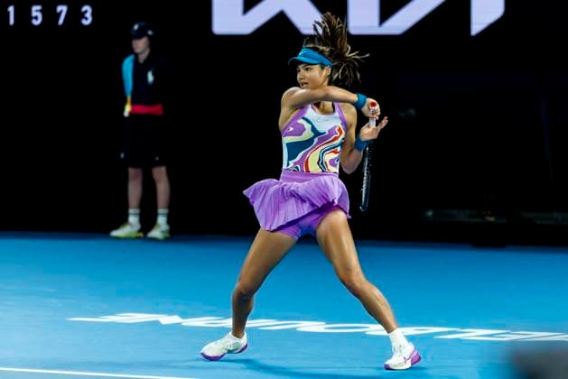 MELBOURNE, VIC - JANUARY 18: Emma Raducanu of the United Kingdom in action during Round 2 of the 2023 Australian Open on January 18 2023, at Melbourne Park in Melbourne, Australia. (Photo by Jason Heidrich Icon Sportswire) TENNIS: JAN 18 Australian Open Icon220118194