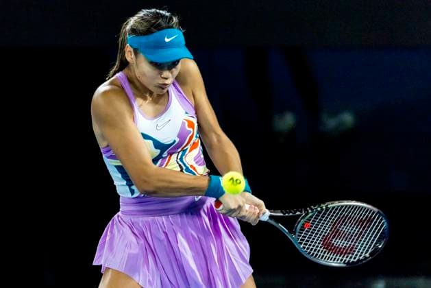MELBOURNE, VIC - JANUARY 18: Emma Raducanu of the United Kingdom in action during Round 2 of the 2023 Australian Open on January 18 2023, at Melbourne Park in Melbourne, Australia. (Photo by Jason Heidrich Icon Sportswire) TENNIS: JAN 18 Australian Open Icon220118204