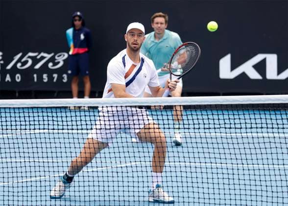 Nicolas Mahut Tim Puetz (Kappe), Herren Doppel, Australian Open 2023, Melbourne Park, Melbourne, Victoria, Australia. Copyright: xJuergenxHasenkopfx