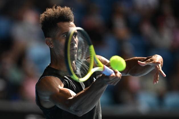 TENNIS AUSTRALIAN OPEN, Michael Mmoh of the USA in action during his match against Alexander Zverev of Germany at the 2023 Australian Open tennis tournament at Melbourne Park in Melbourne, Thursday, January 19, 2023. ( NO ARCHIVING, EDITORIAL USE ONLY, NO USE IN BOOKS WITHOUT CONSENT MELBOURNE VICTORIA AUSTRALIA  Copyright: xLUKASxCOCHx 20230119001754181314