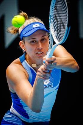 Elise Mertens WTA, Tennis Damen 32) pictured in action during a women s singles second round match between Belgian Mertens (WTA 27) and American Davies (WTA 84) at the Australian Open tennis Grand Slam, Thursday 19 January 2023 in Melbourne Park, Melbourne, Australia. PATRICKxHAMILTON  x58511947x