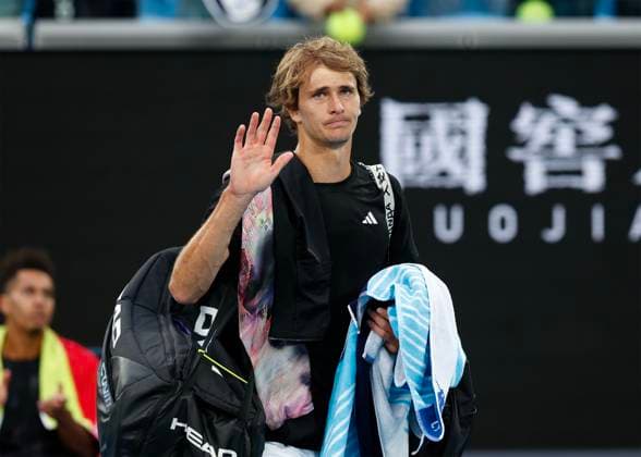 Sport Bilder des Tages Alexander Zverev (GER) Australian Open 2023, Melbourne Park, Melbourne, Victoria, Australia. Copyright: xJuergenxHasenkopfx