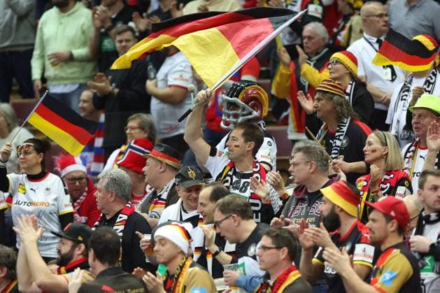 Deutschland - Argentinien, IHF Weltmeisterschaft, IHF 2023 World Men s Championship Gute Stimmung bei den deutschen Fans. Handball-Weltmeisterschaft 2023, Länderspiel zwischen Deutschland und Argentinien am 19.01.2023 in Kattowitz., Kattowitz Polen Spodek
